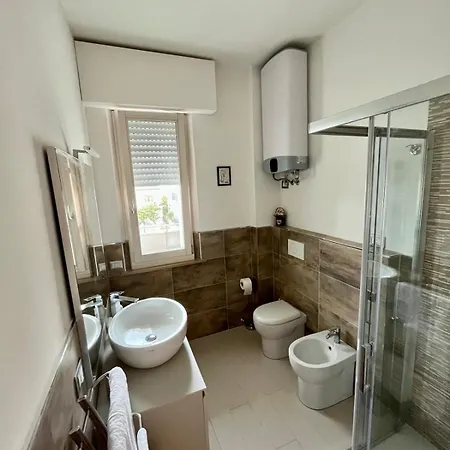 Appartamentino Sul Mare Con Due Balconi, Aria Condizionata, Wi-fi * بورتو بوتنزا بيشينا